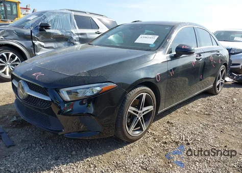 2019 Mercedes-Benz A 220 из США, поврежденный, VIN WDD3G4EB5KW017182